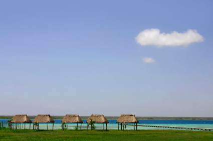 Yucatan Lakeside Living