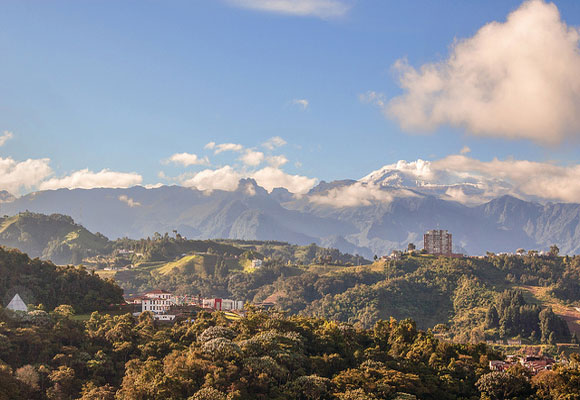 Hostel Owners Reap Rewards in Colombia’s Coffee Triangle