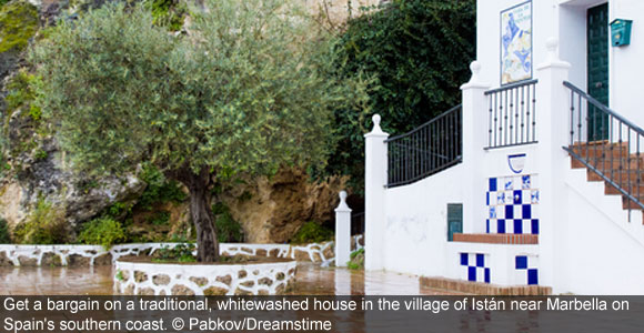 Buy a Traditional Mountain Home in Andalucía for as Little as $90,000