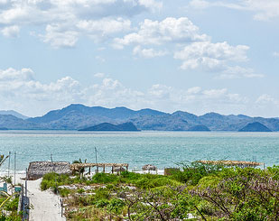 A More Colorful Life by the Beach in Panama