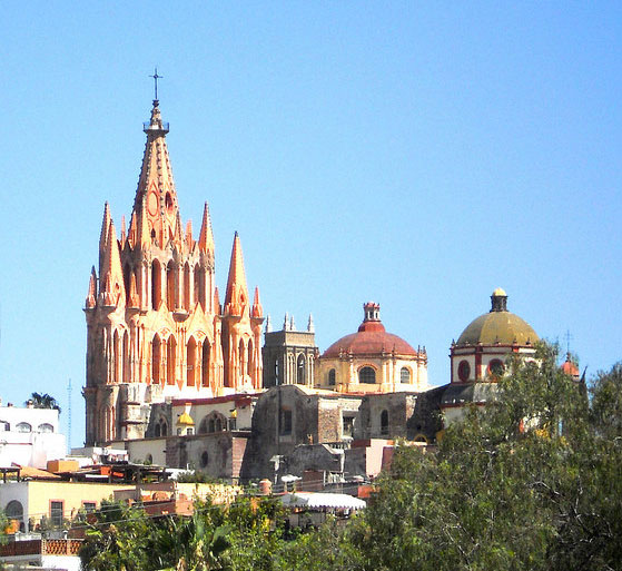 Building a Healing Retreat in the Heart of Cool, Colonial Mexico