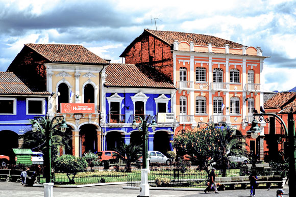 Quito’s Valleys: Green Living Close to Big-City Comforts