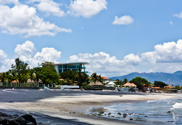 The Day-to-Day Joys of Early Retirement in Panama