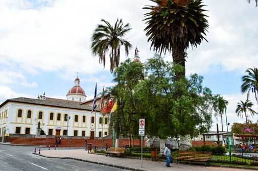 Helping the Community in Cotacachi, Ecuador