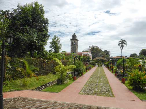 $1,350 a Month for an Exotic, Relaxing Panamanian Retirement