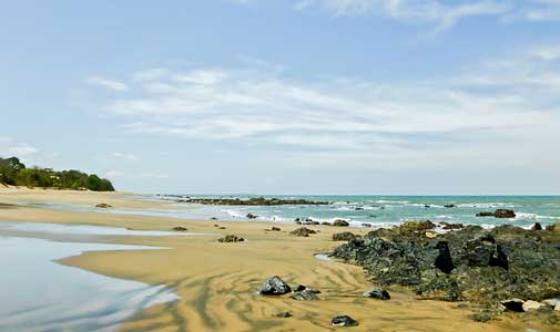 Couple Find Their “Happy Place” in Pedasi, Panama