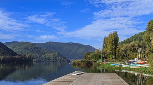 Eating, Walking, and Fitting in Easily in Central Italy