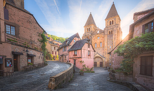 A Pied-à-Terre From €50,000 in Southern France