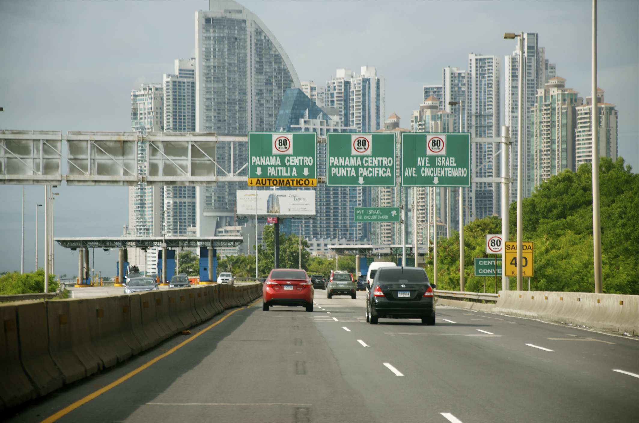 Is There an Age Limit to Rent a Car in Panama?