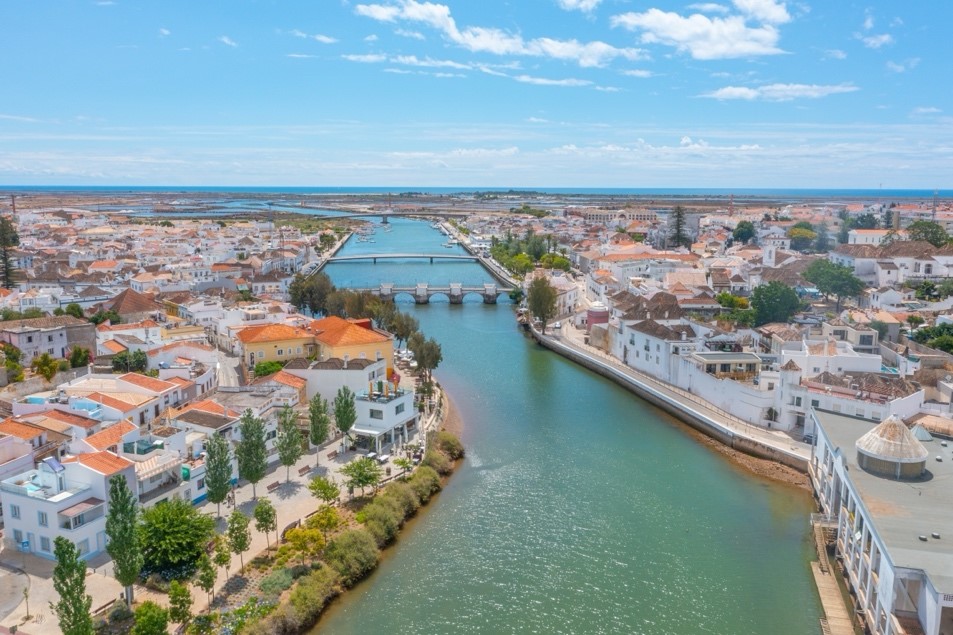 Tavira: Your 3-Hour Warning